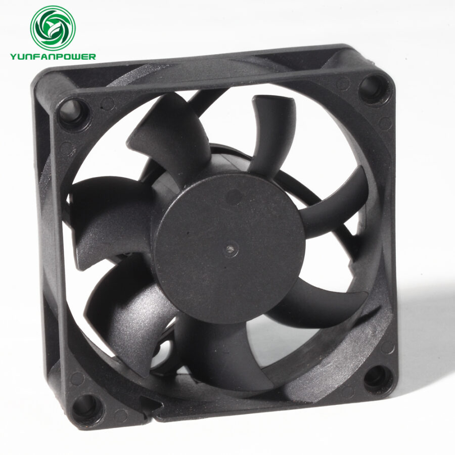 7025 DC FAN 70X25MM